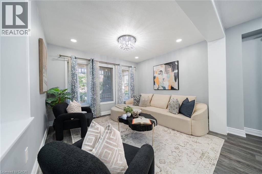 151 BALDWIN Drive - 11