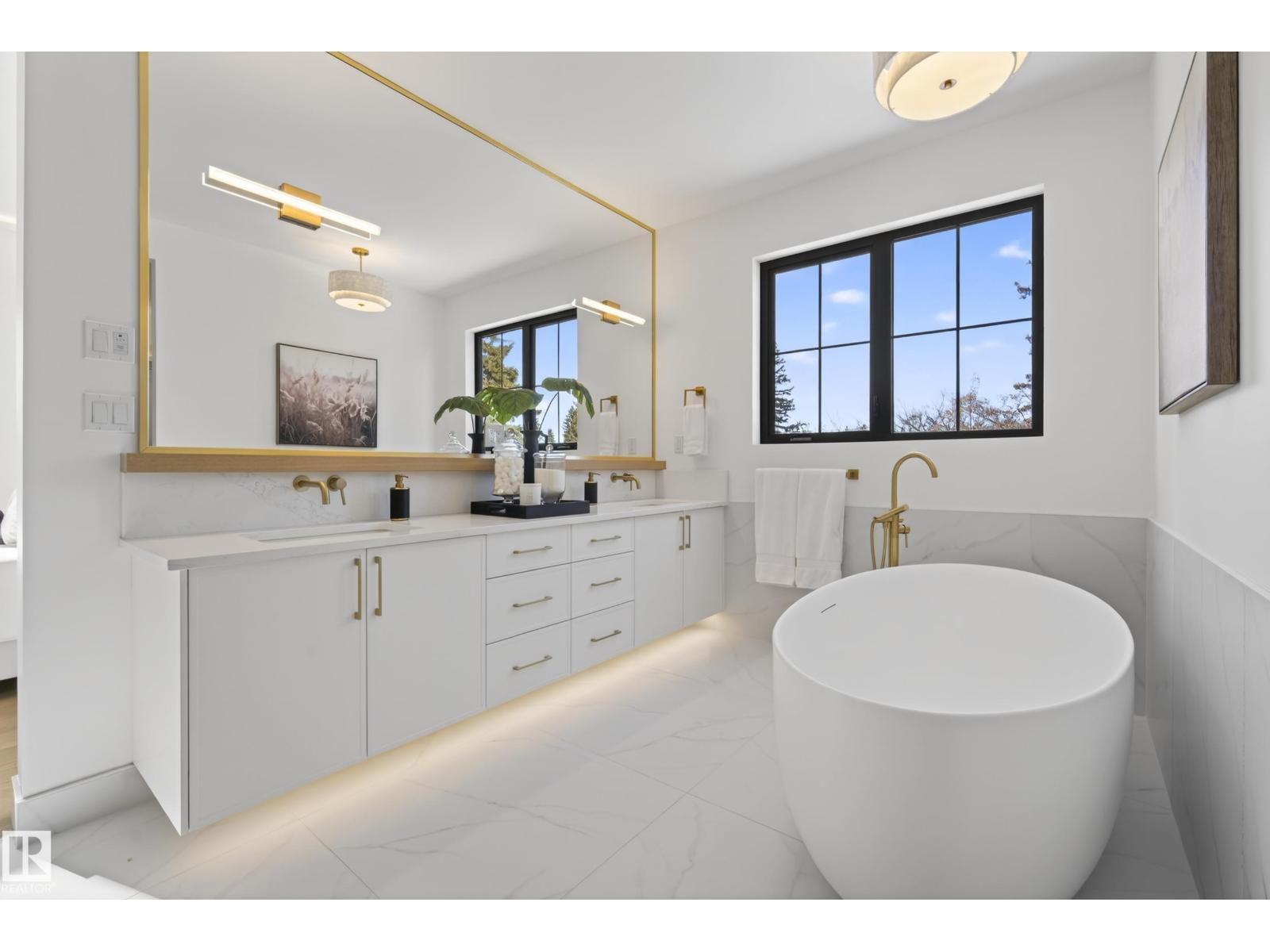 10342 138 ST NW - Image 39