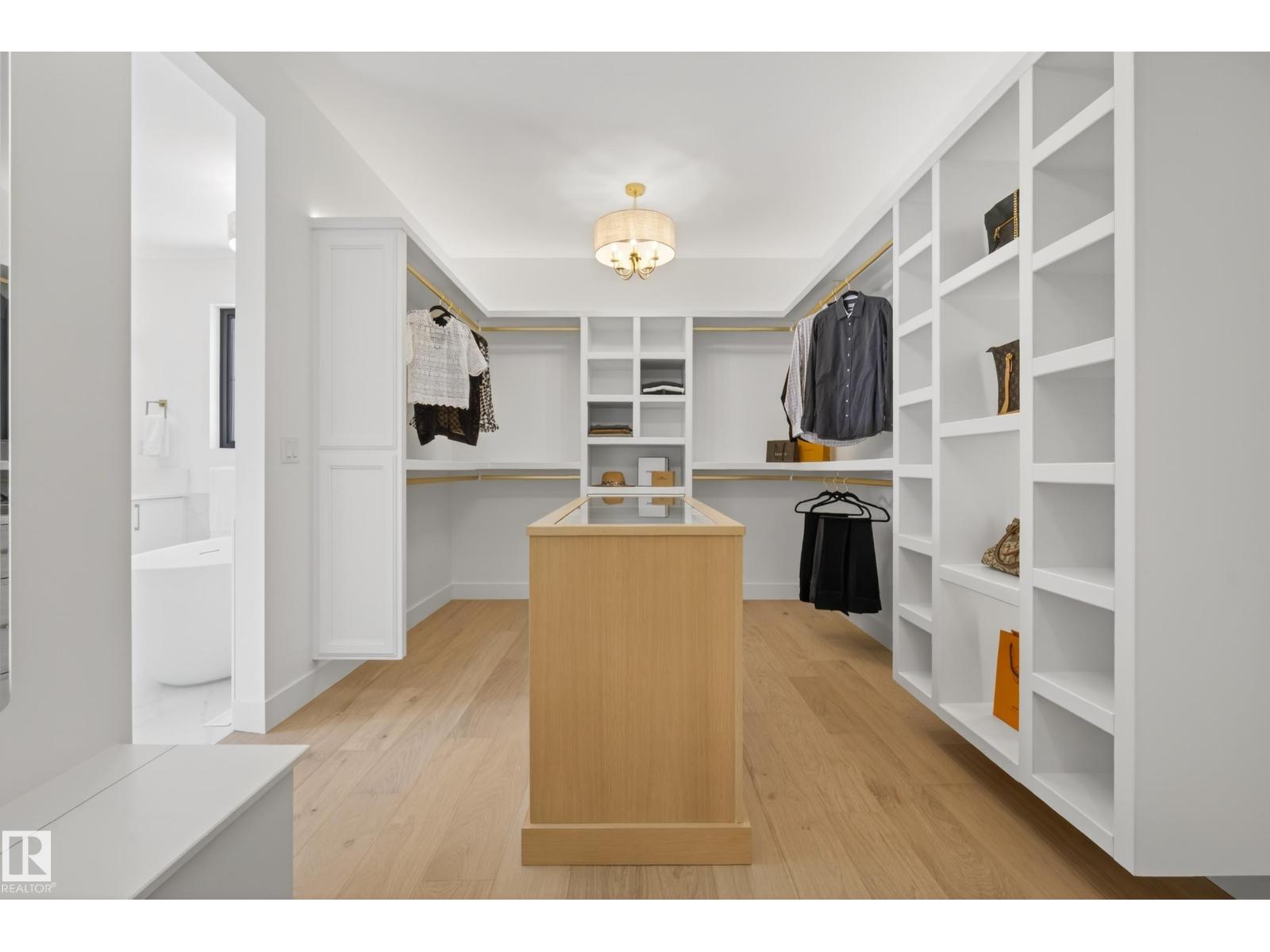 10342 138 ST NW - 43