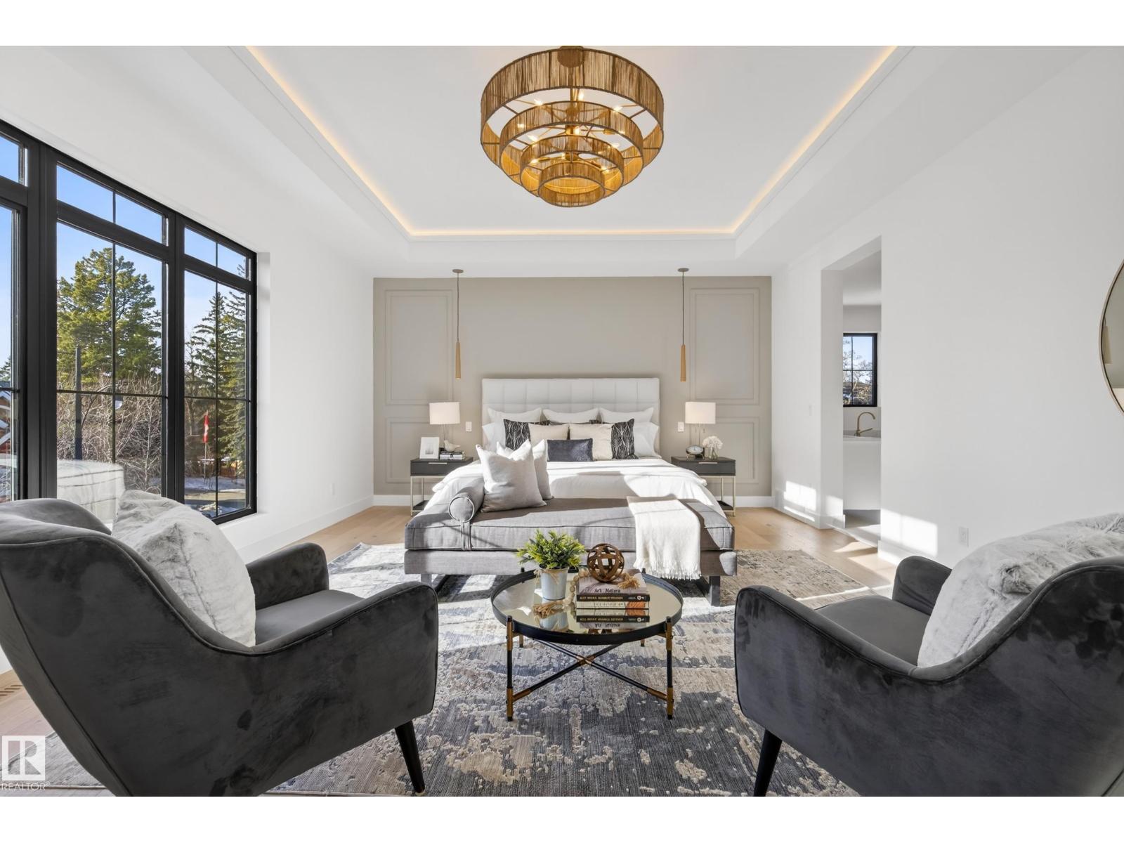10342 138 ST NW - 5