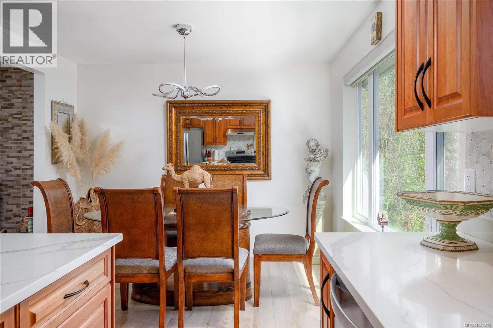 1701 Morden Rd - 13