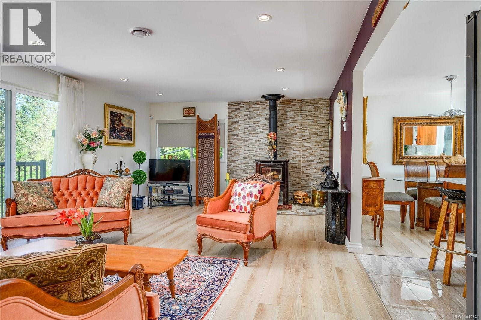 1701 Morden Rd - 5