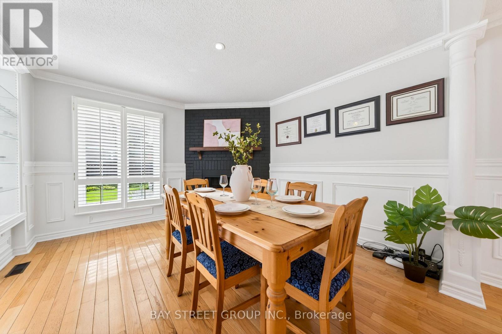 16 CHASE COURT - 11
