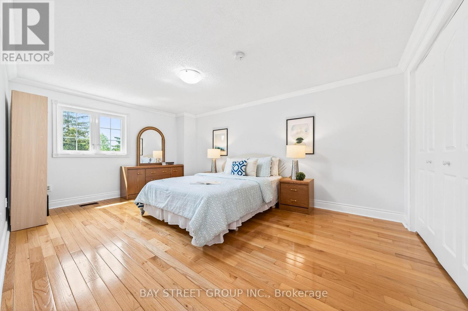 16 CHASE COURT - 23