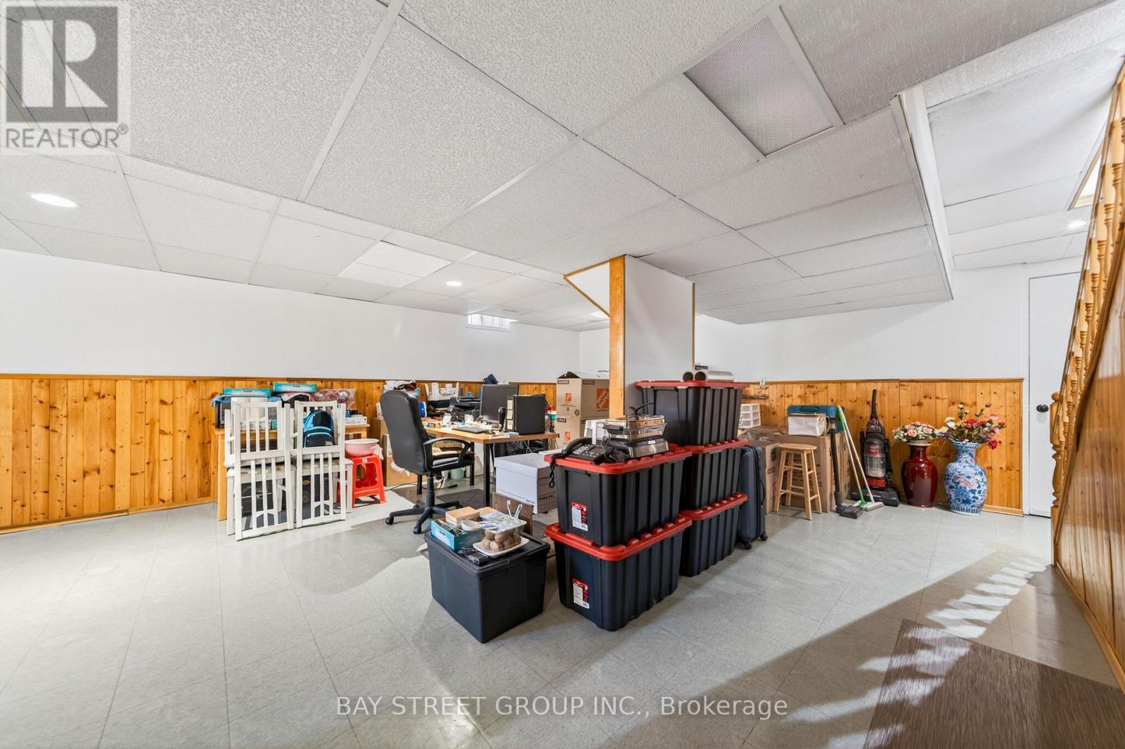 16 CHASE COURT - 31