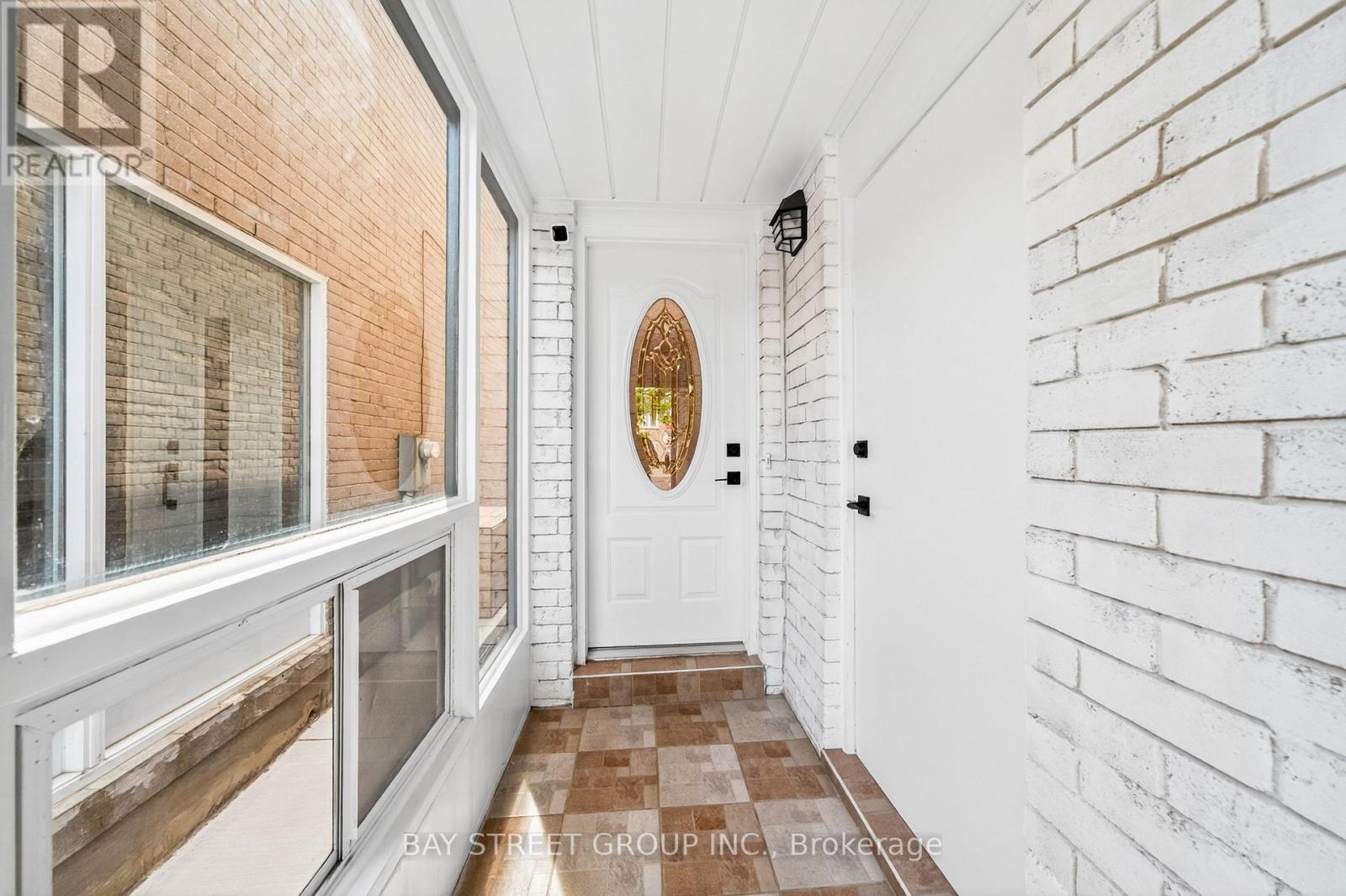 16 CHASE COURT - 4