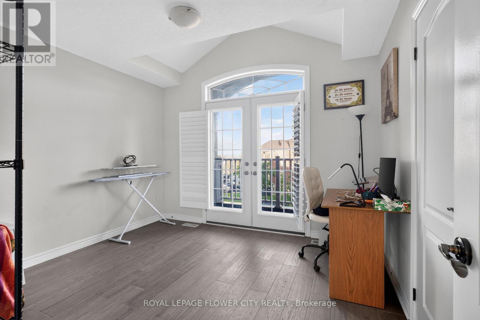 85 EBURY DRIVE - 23