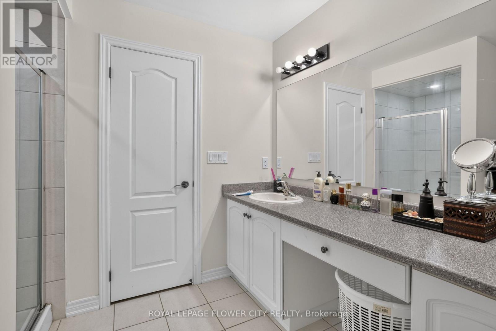 85 EBURY DRIVE - 33