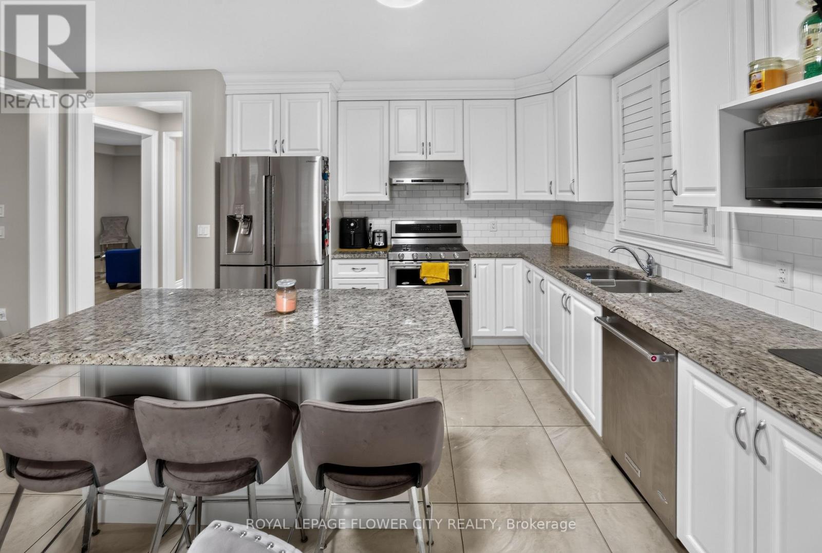 85 EBURY DRIVE - 42