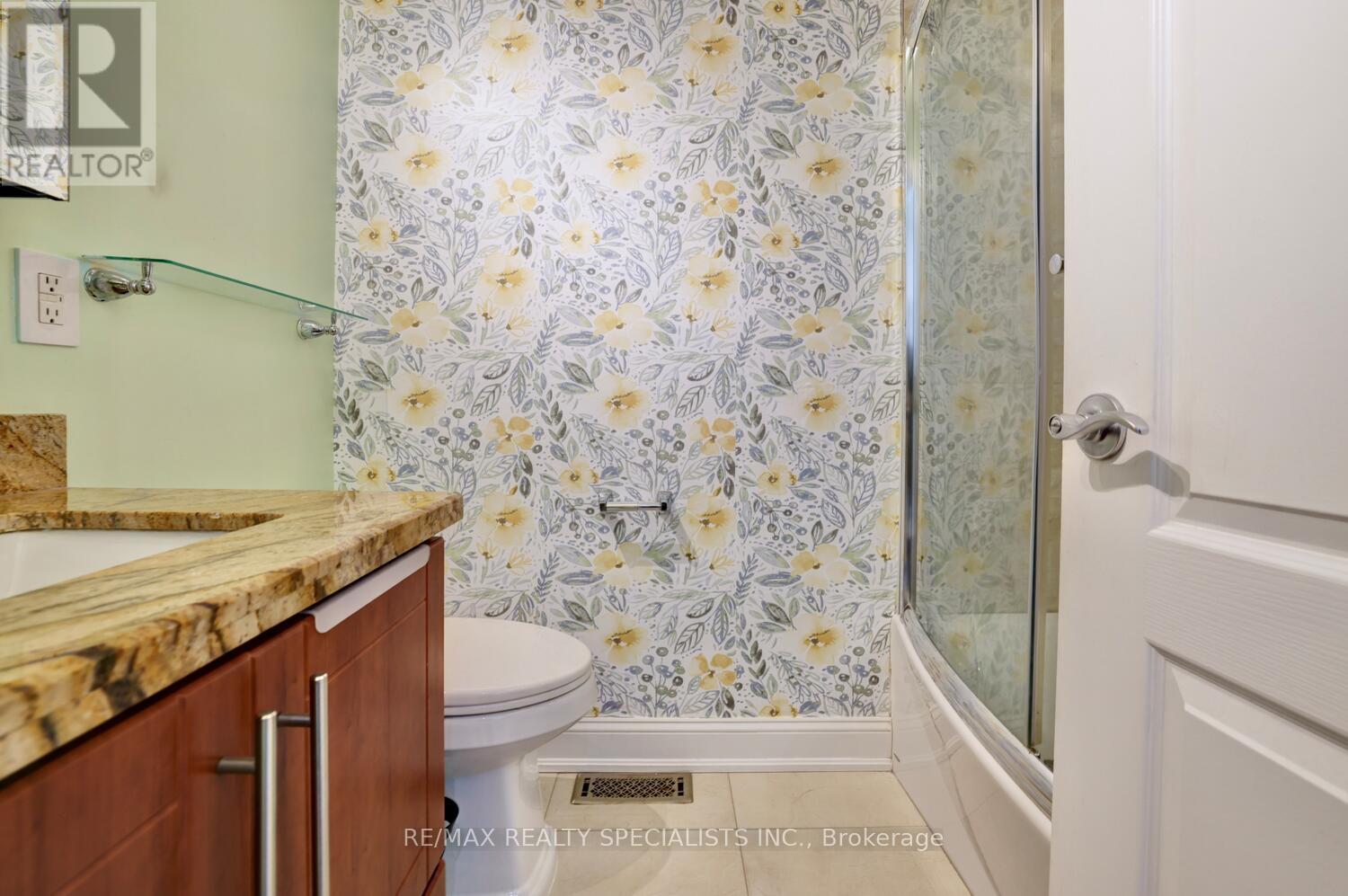 #25 2445 HOMELANDS DRIVE - Image 28