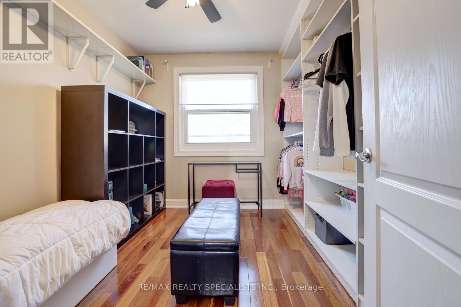 #25 2445 HOMELANDS DRIVE - Image 30