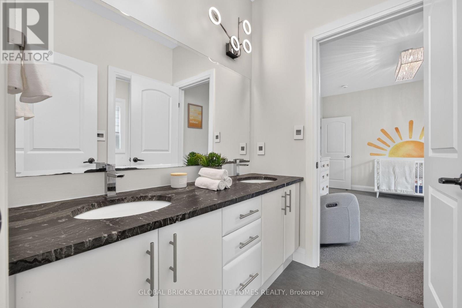 56 VALLEYSCAPE DRIVE - 34
