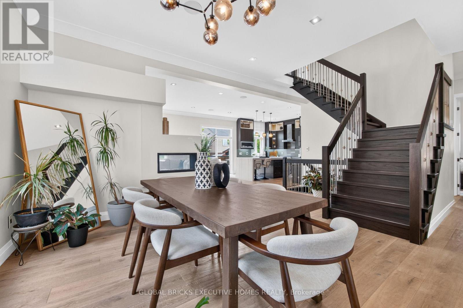 56 VALLEYSCAPE DRIVE - 9