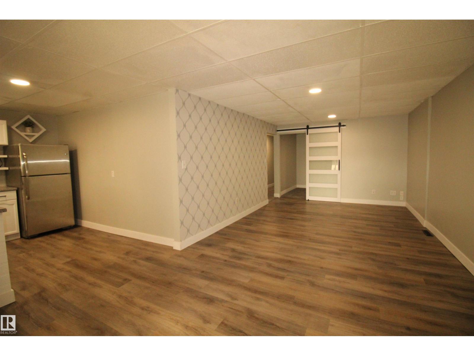 5109 47 ST - 14
