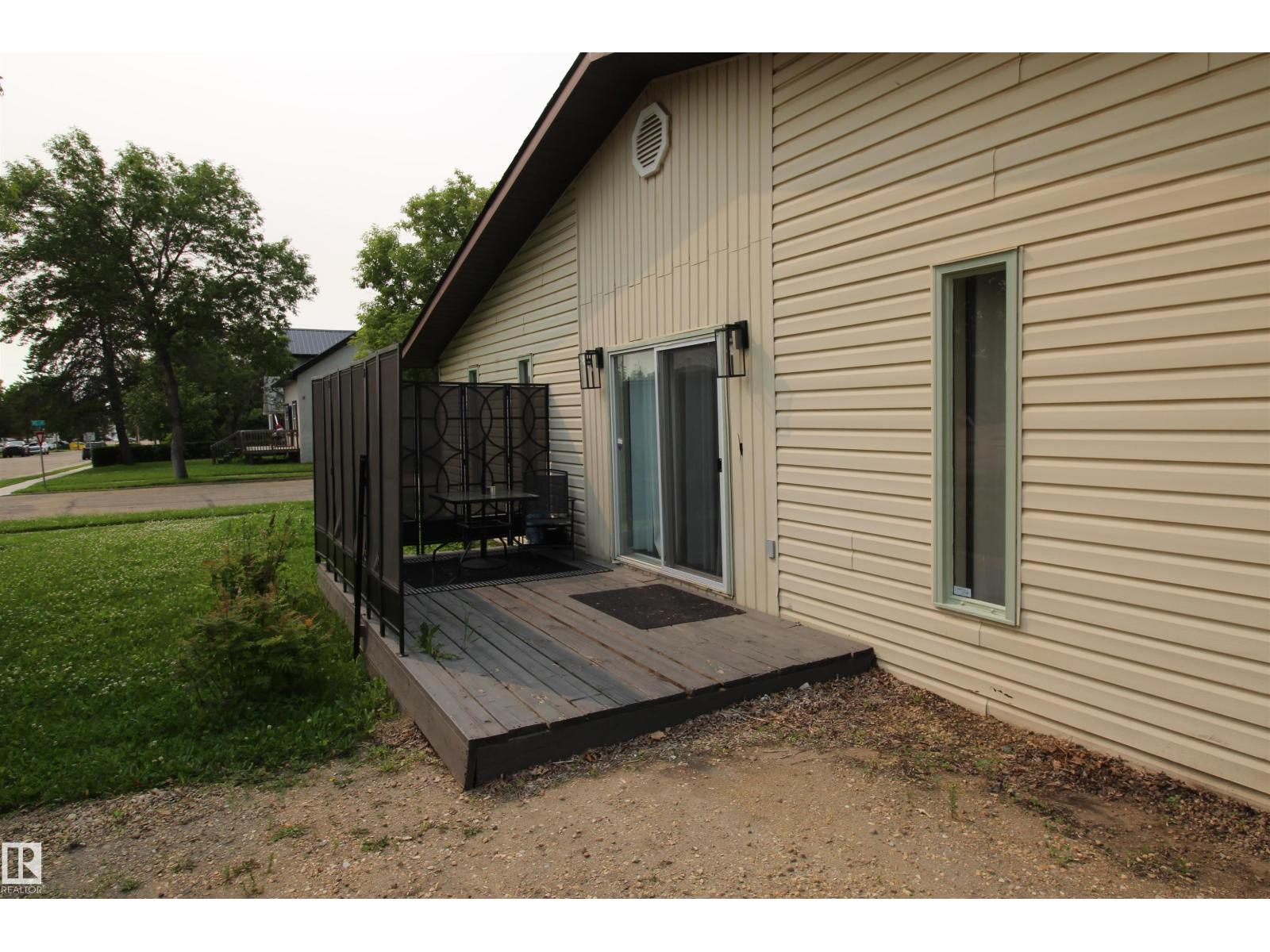 5109 47 ST - 24
