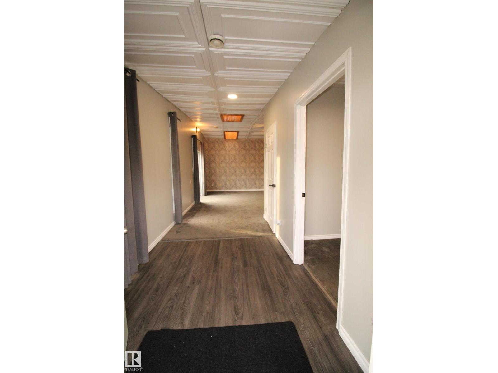 5109 47 ST - 25