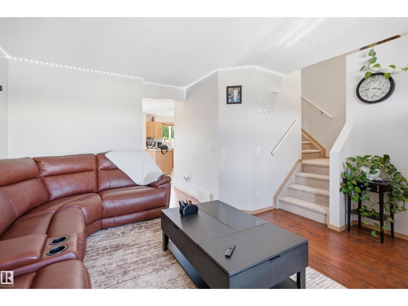 #71 10909 106 ST NW - 8