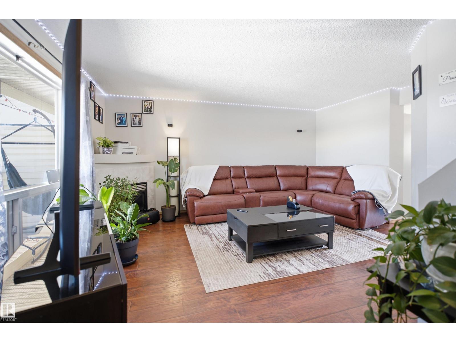 #71 10909 106 ST NW - 5