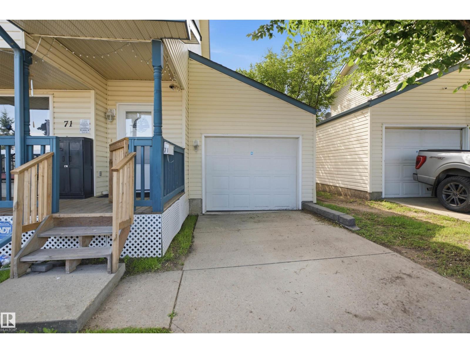 #71 10909 106 ST NW - 2