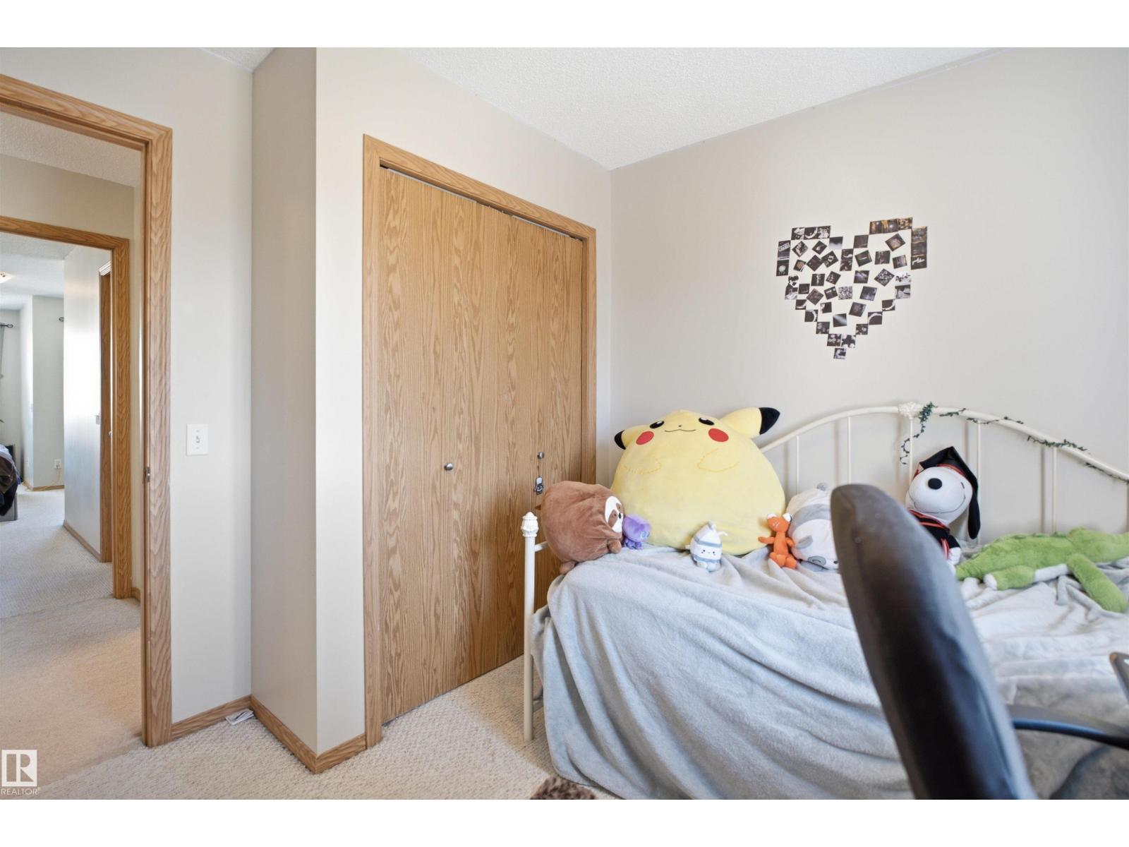 #71 10909 106 ST NW - 19