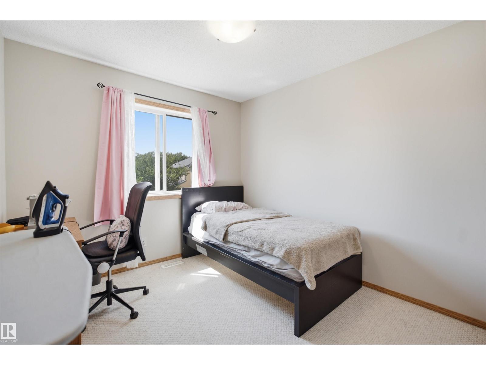 #71 10909 106 ST NW - 16