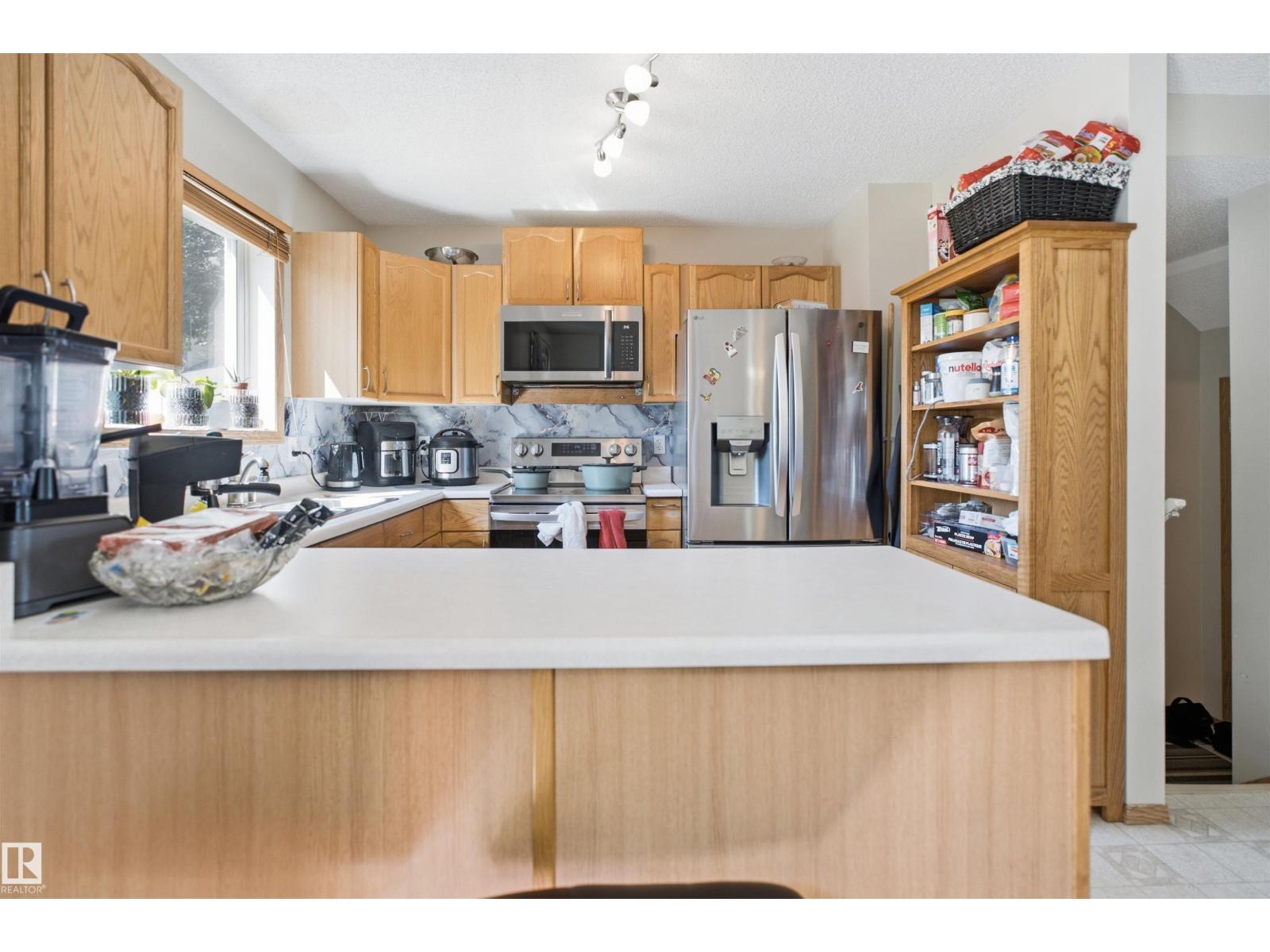 #71 10909 106 ST NW - 13
