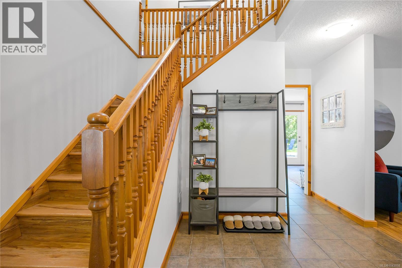 4299 Entrance Ave - 20