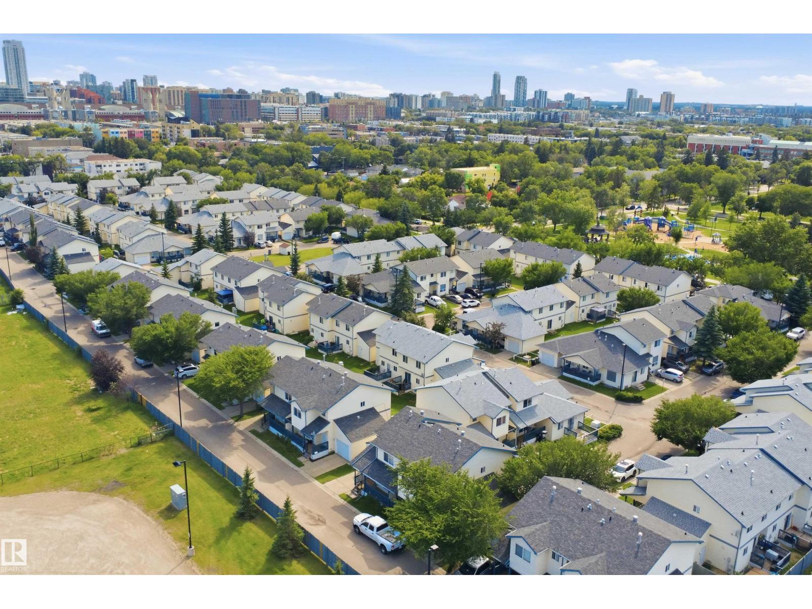 #71 10909 106 ST NW - 42
