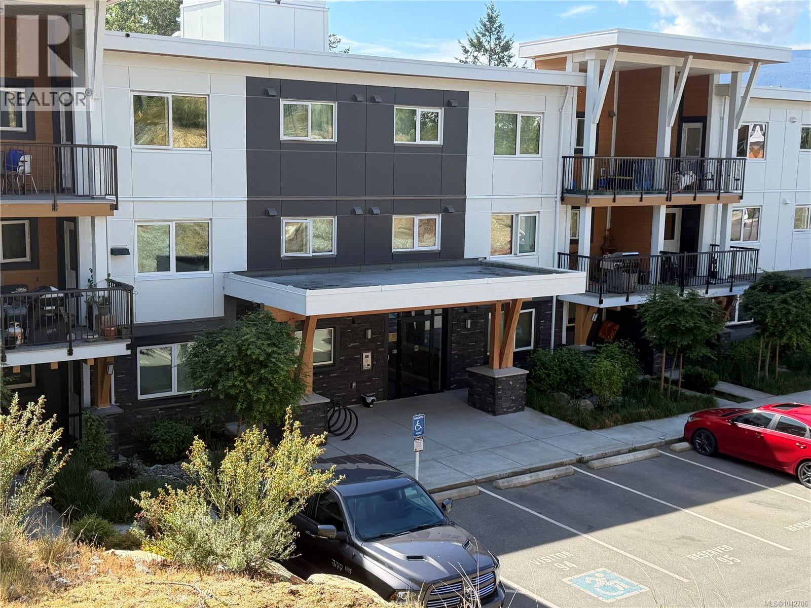 #209 4820 Cedar Ridge Pl - 1