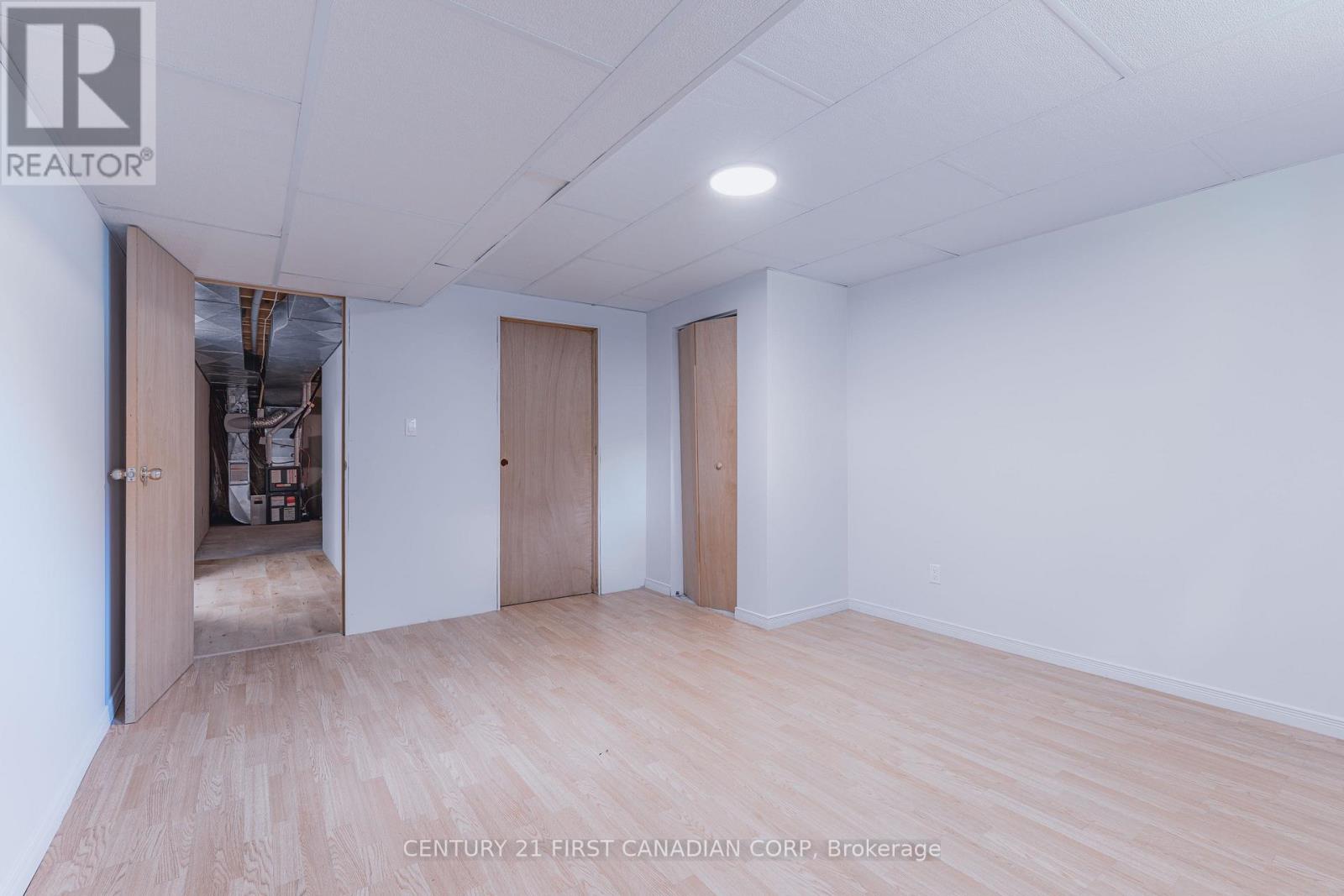 45 WESTGATE AVENUE - 23