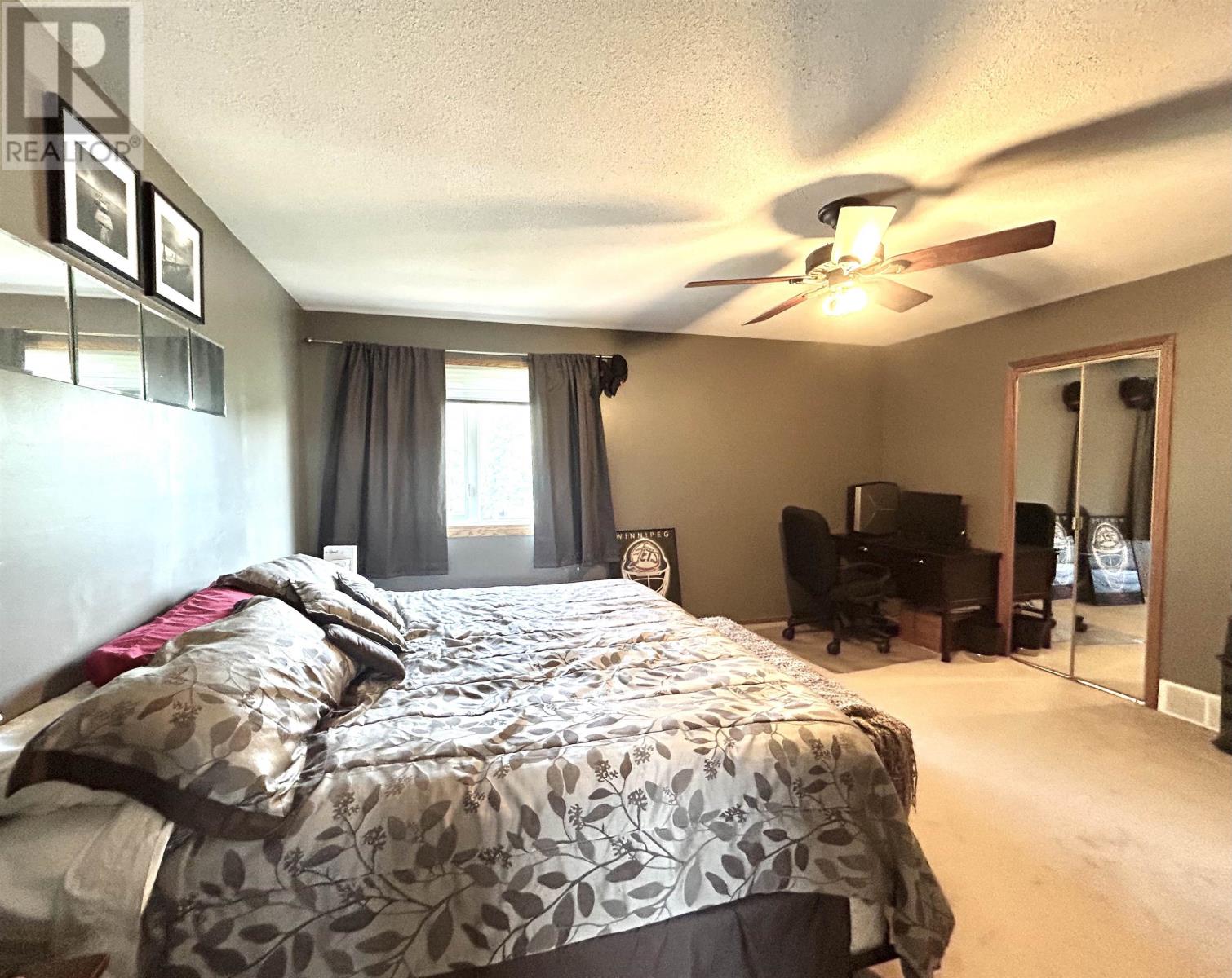 626 Second Street West - 18