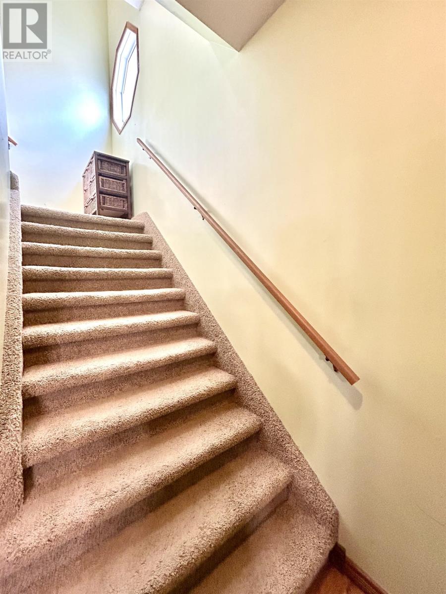 626 Second Street West - 24