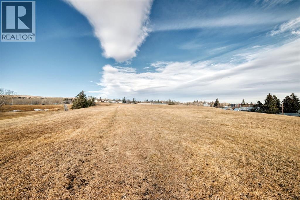 #302 4455A Greenview Drive NE - 42