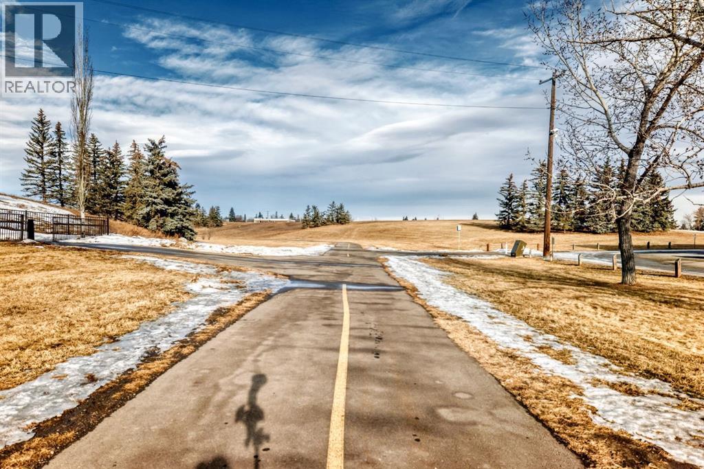 #302 4455A Greenview Drive NE - 41