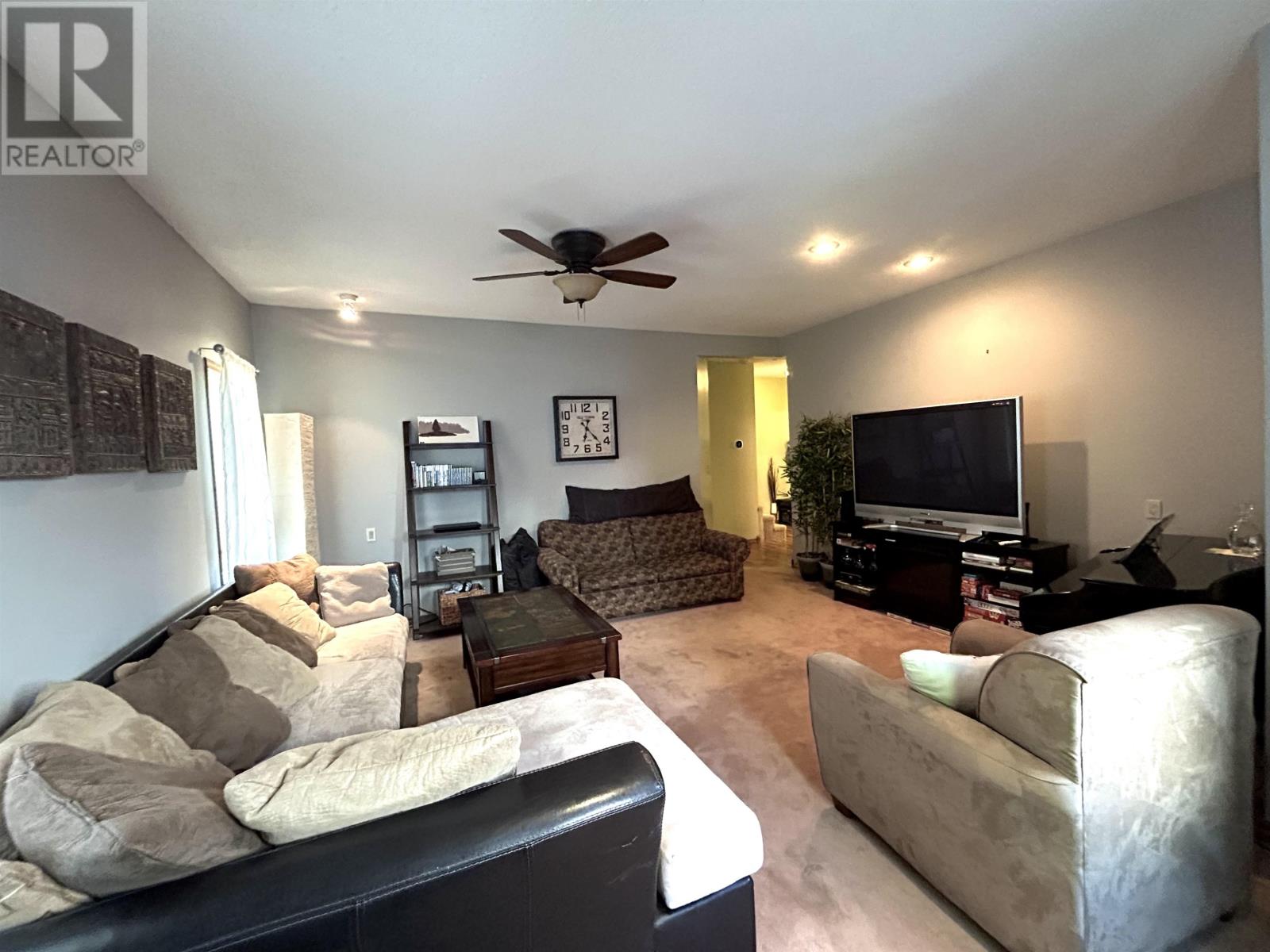 626 Second Street West - 8