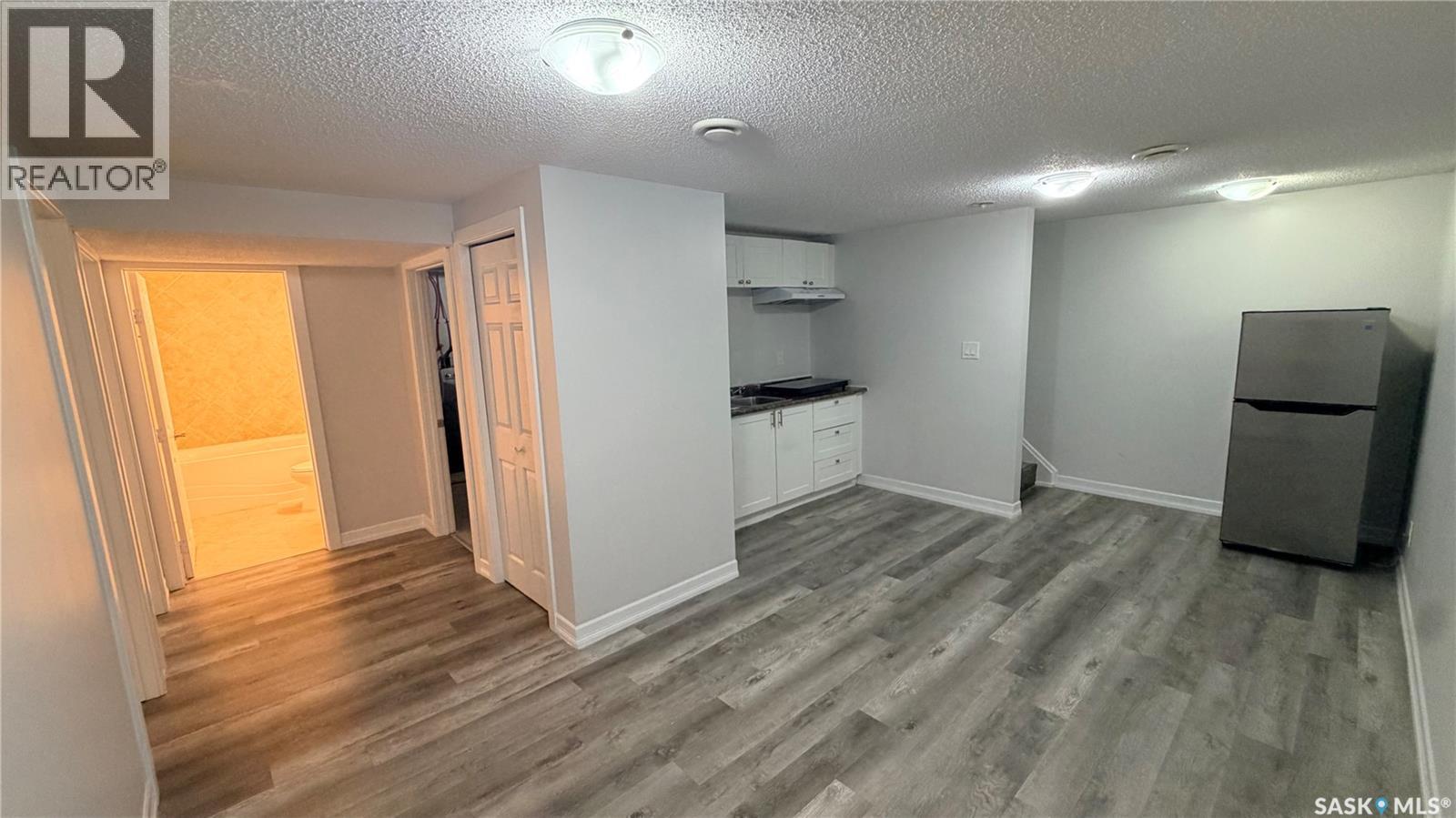649 Douglas CRESCENT - 15