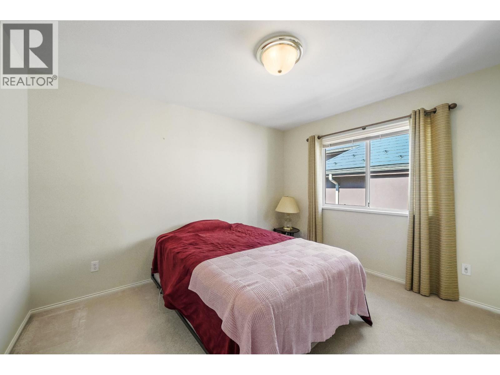 136 PARKSIDE DRIVE, Port Moody