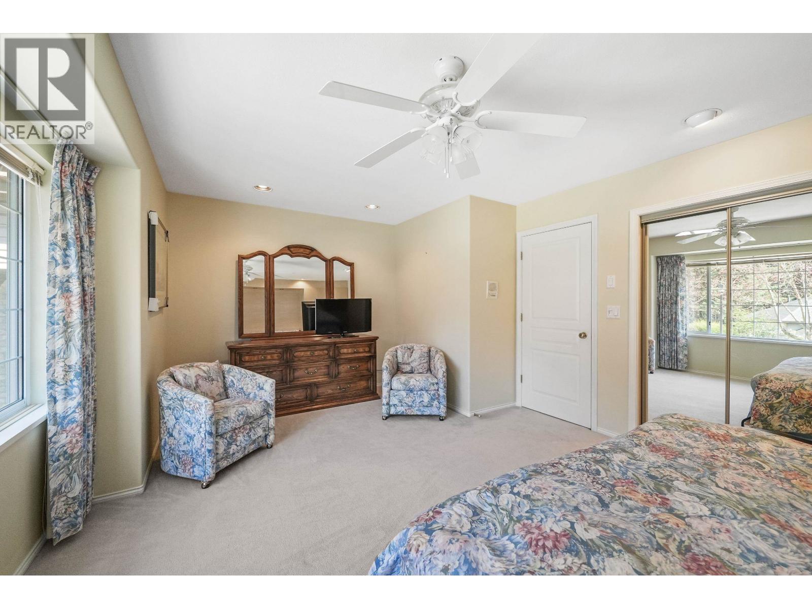 136 PARKSIDE DRIVE, Port Moody