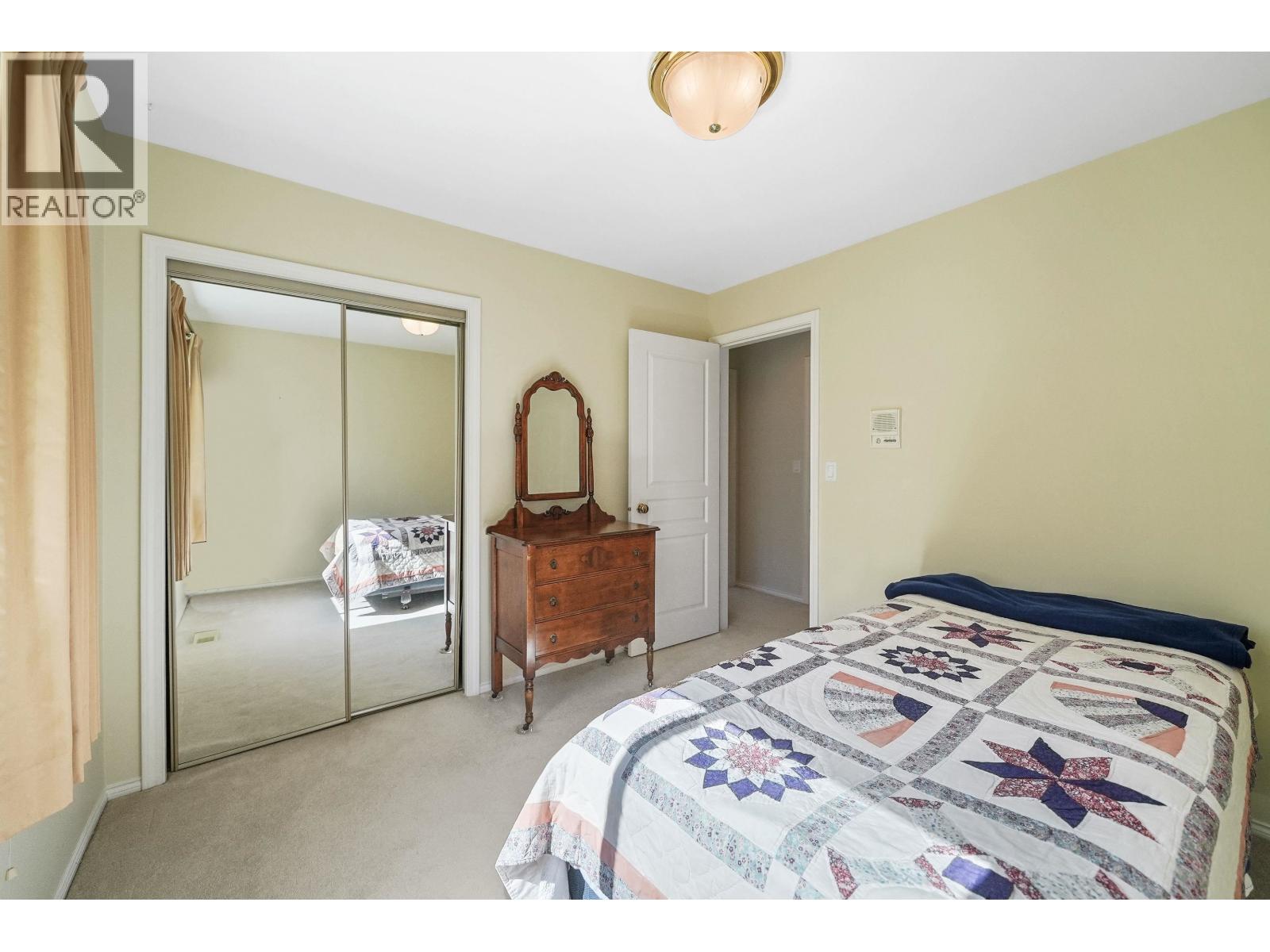 136 PARKSIDE DRIVE, Port Moody