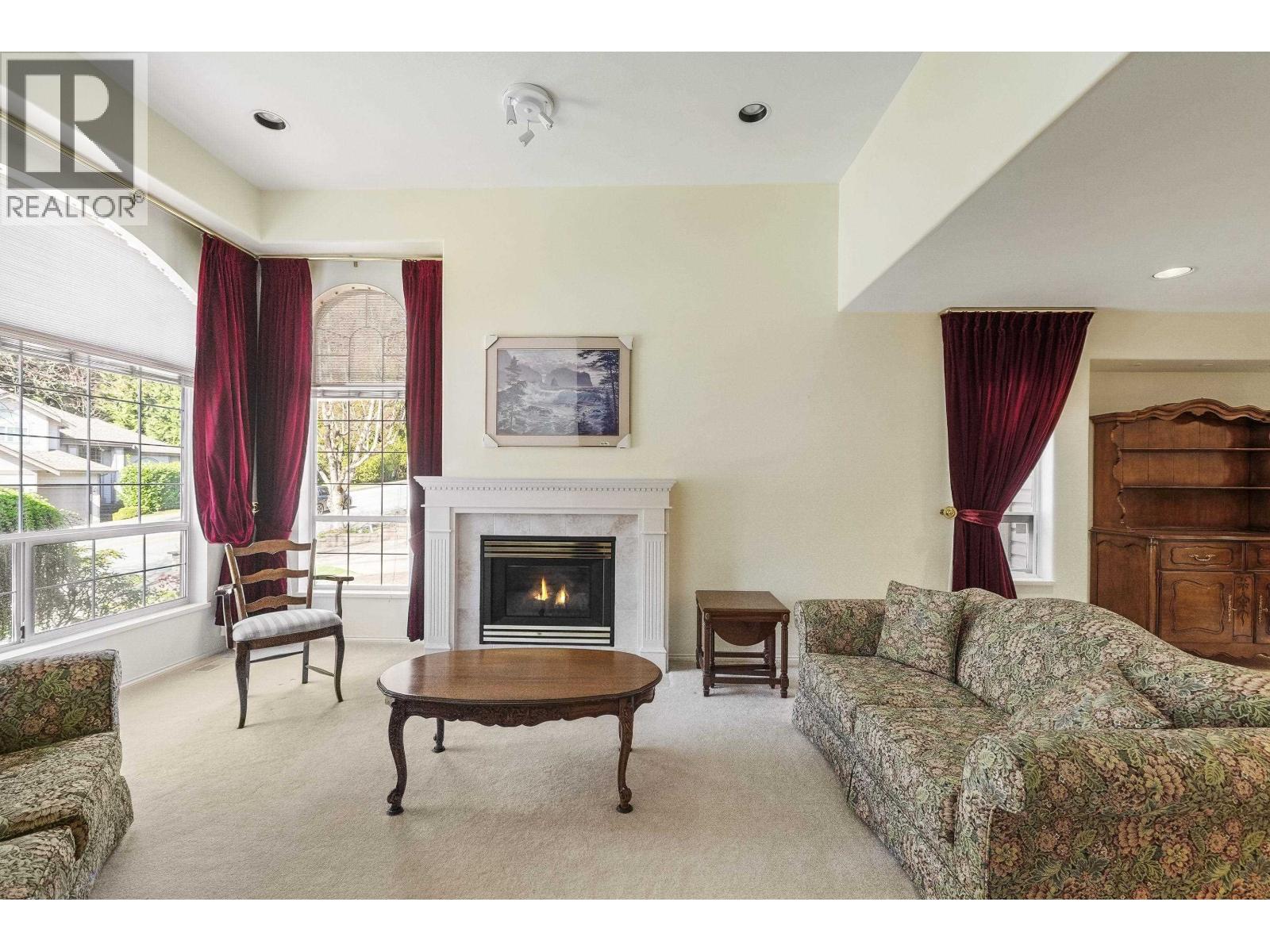 136 PARKSIDE DRIVE, Port Moody
