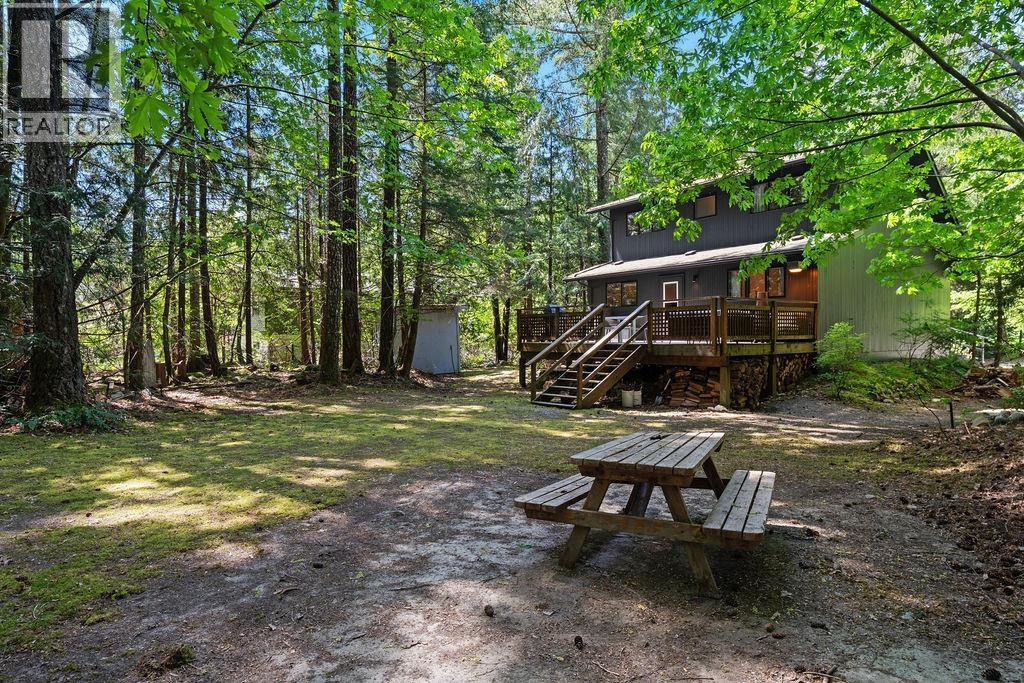 2050 MIDNIGHT WAY, Squamish