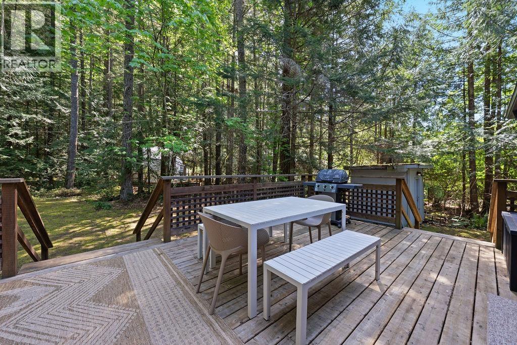 2050 MIDNIGHT WAY, Squamish