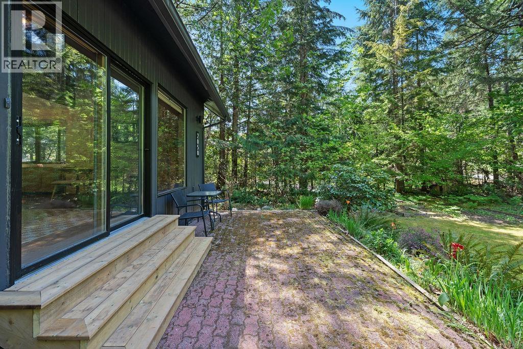 2050 MIDNIGHT WAY, Squamish