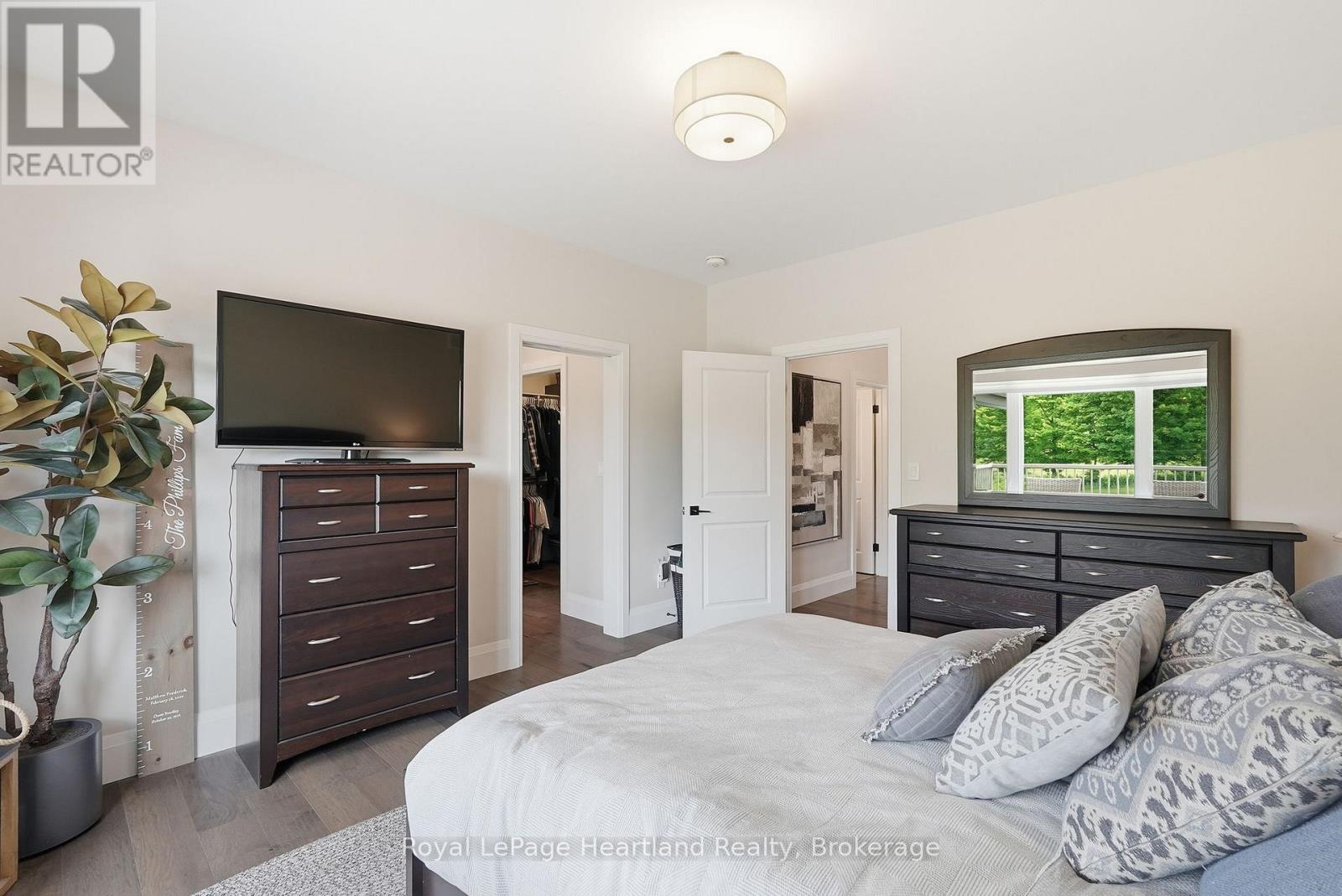 129 SHARRON COURT - 25