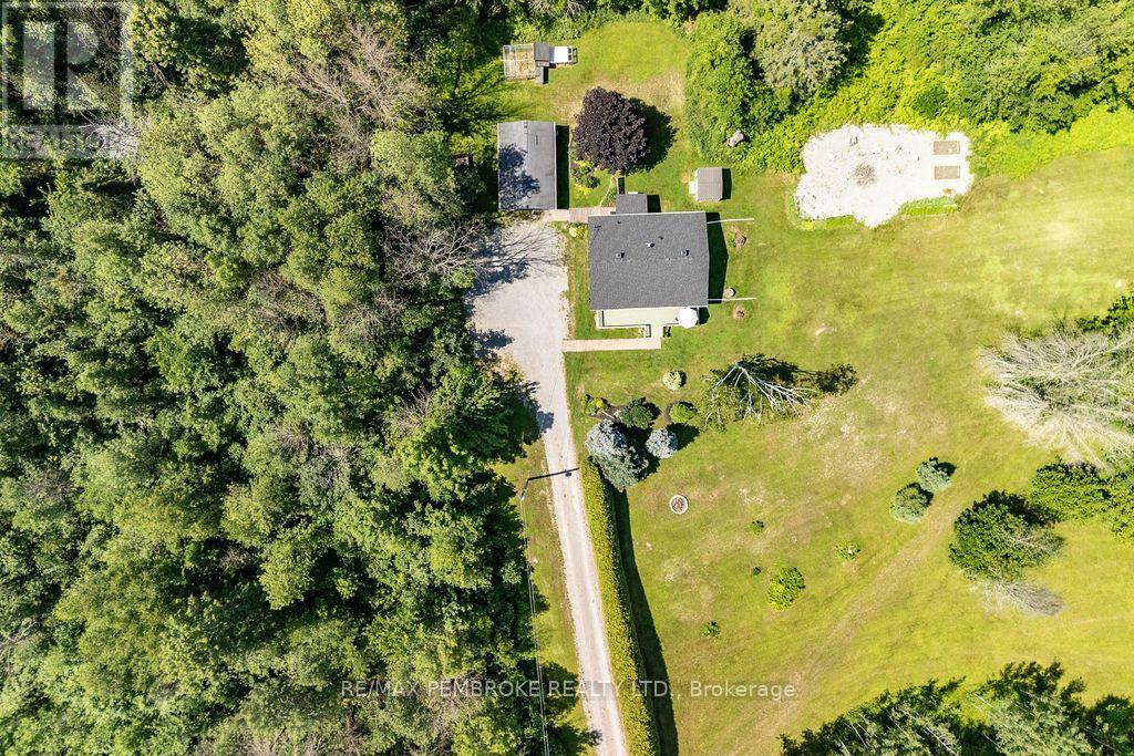 1369 B GREENWOOD ROAD - 42