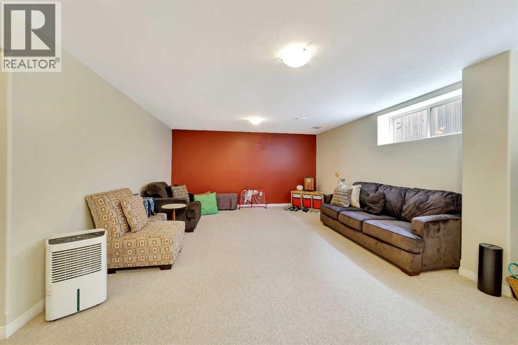 2111 56 Avenue - 34