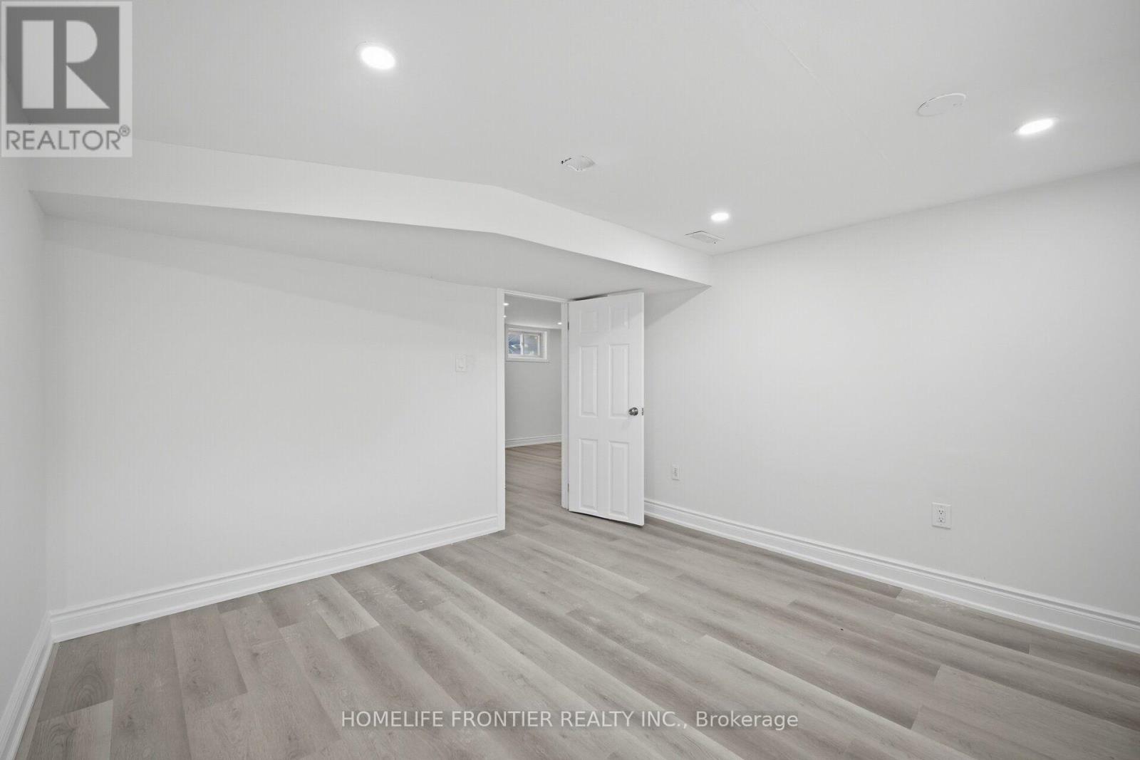 651 OLIVE AVENUE - 19