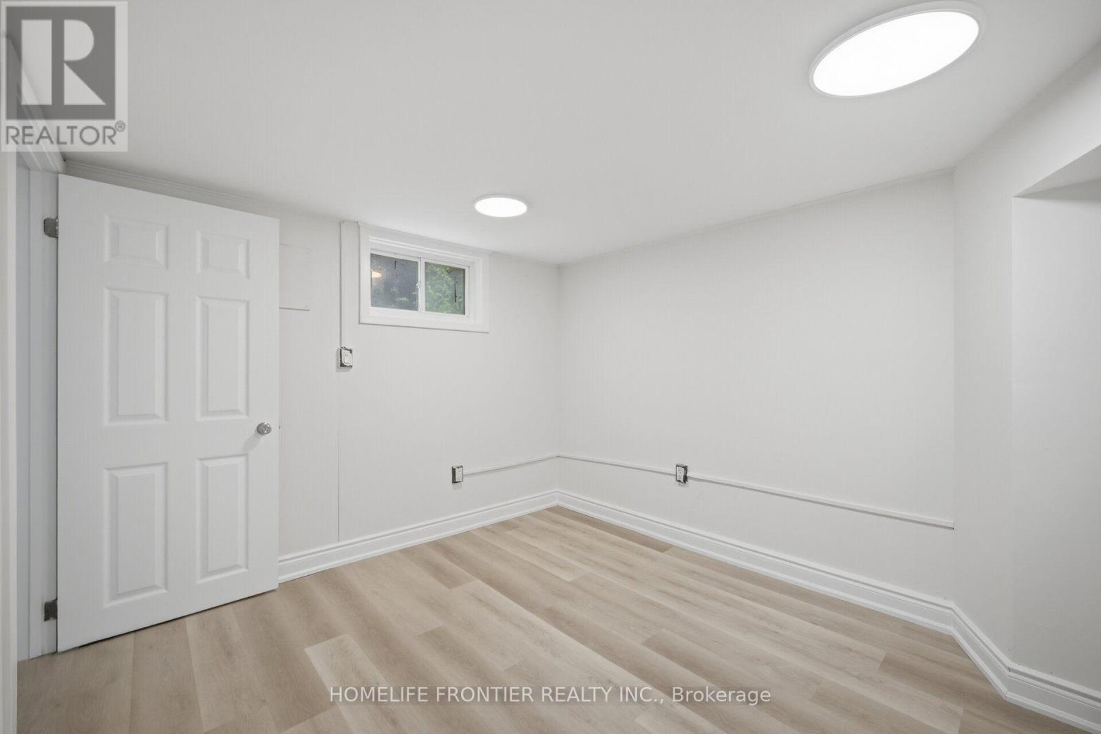 651 OLIVE AVENUE - 21
