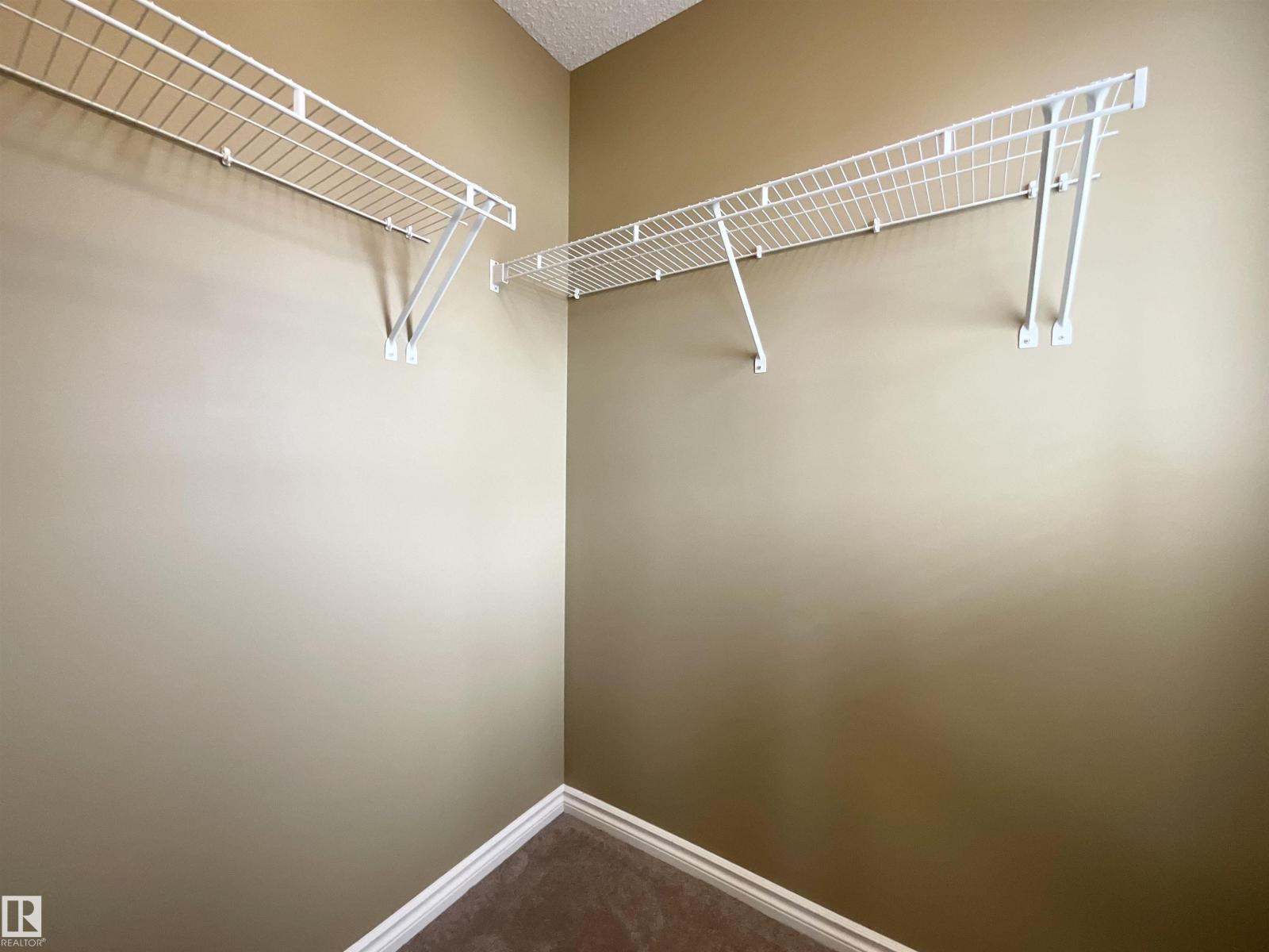 #33 9350 211 ST NW - 22