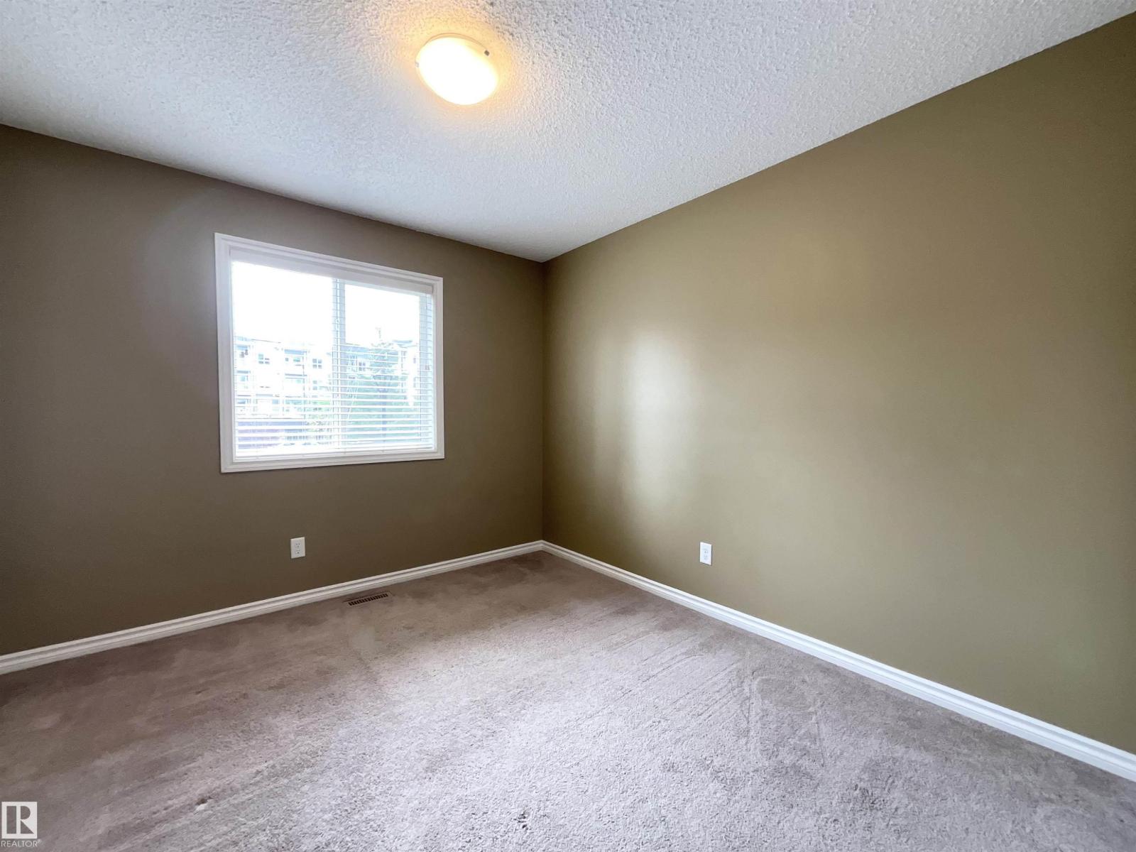 #33 9350 211 ST NW - 23